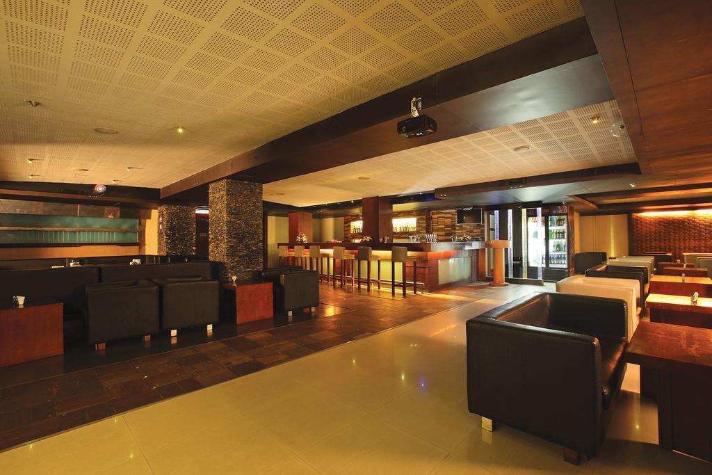 Hotel Park Residency, Kakkanad Kochi Exterior foto