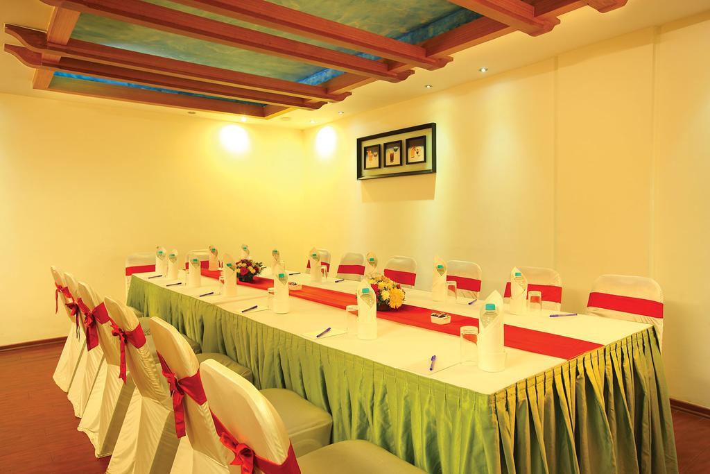 Hotel Park Residency, Kakkanad Kochi Exterior foto